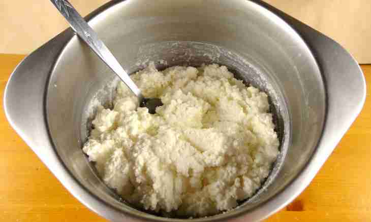 Home-made cottage cheese: how to prepare tasty